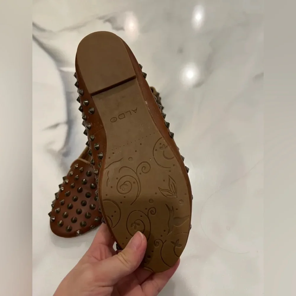 Shoes - Picture 2 of 2